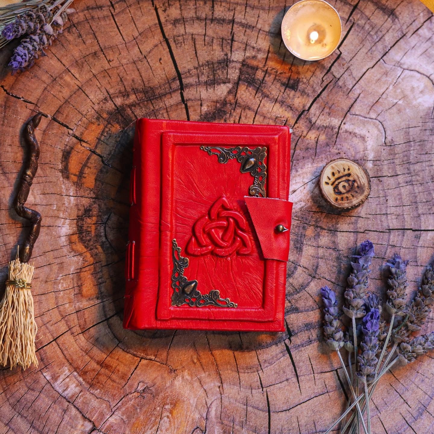 Witchy Box (caja de carton)